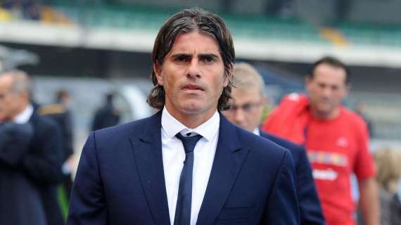 Cagliari, Lopez: "Contro la Lazio non conta il modulo, ma l'atteggiamento. Possiamo fare bene"