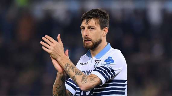 Lazio, Carnevali (ad Sassuolo): "Senza un pilastro come Acerbi siamo più deboli"