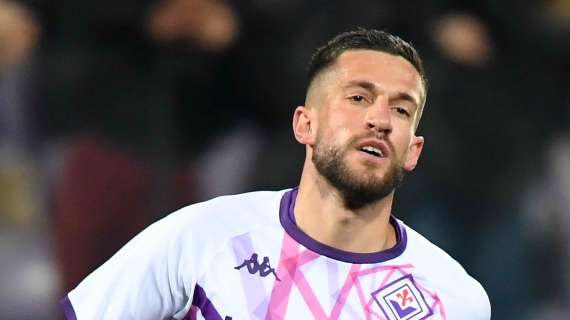 Serie A, la Fiorentina torna a vincere: Verona ko ed eurogol di Biraghi  - VIDEO