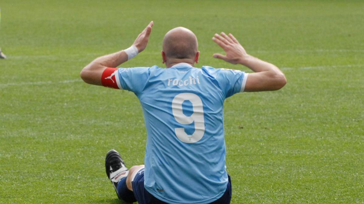 Rocchi ripercorre l’addio al calcio: “Difficile, ma la Lazio mi ha aiutato”
