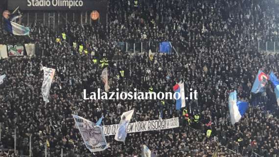 Lazio - Inter, lo striscione della Nord per il Lazio Club New York - FT