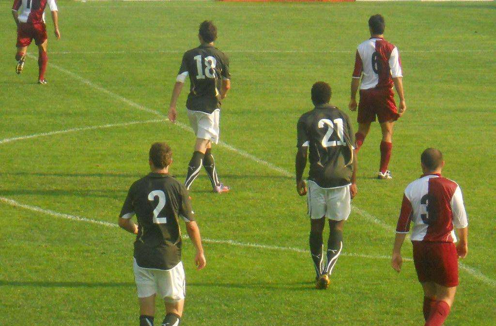 SPECIALE AURONZO  Amichevole: Troppe defezioni ed esperimenti forzati di 3-4-2-1. Duttilità Bresciano, prima rete stagionale di Zàrate, perle di Del Nero - FOTO