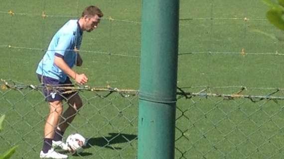 FORMELLO - De Vrij in campo: pallone e allunghi sulla fascia 
