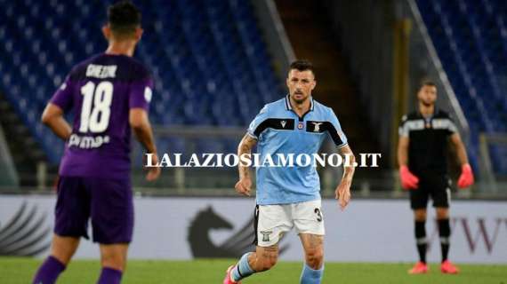 Lazio, Acerbi punge sui social: "E siamo ancora qua!"