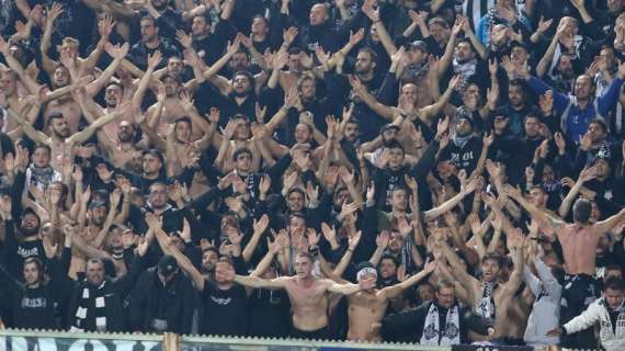 Paok Salonicco - AEK Atene, minacce all'arbitro: il governo sospende il campionato greco