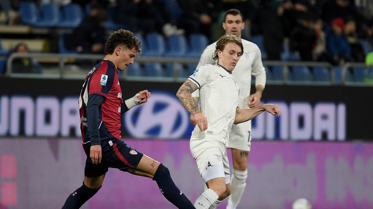 Cagliari - Lazio, Rovella costretto a lasciare il campo: cos'è successo