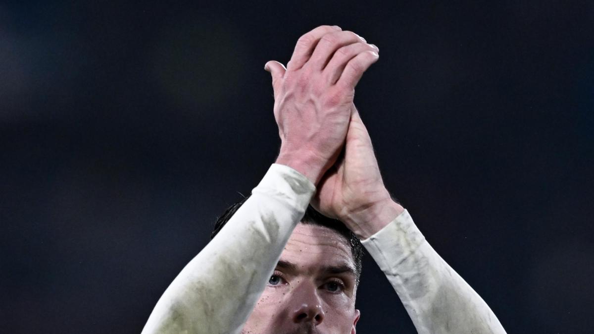 Fiorentina, doppia frattura al volto per Gosens: ma potrà giocare 