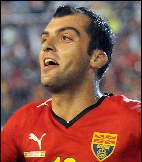 Pandev, doccia scozzese a Glasgow
