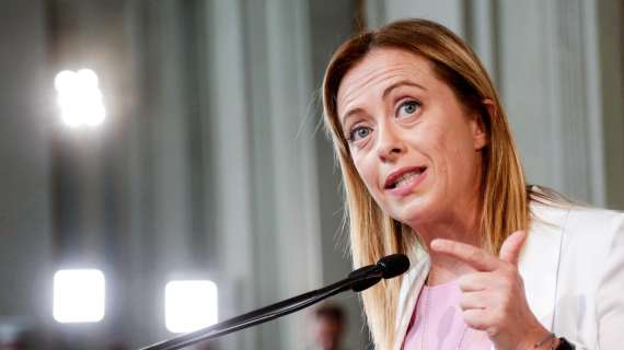 Giorgia Meloni ha giurato da presidente del Consiglio: è la prima donna premier - VIDEO