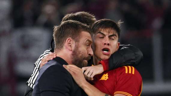 Roma, De Rossi e il punto sull'infermeria: "Ecco come stanno Dybala e Spinazzola"