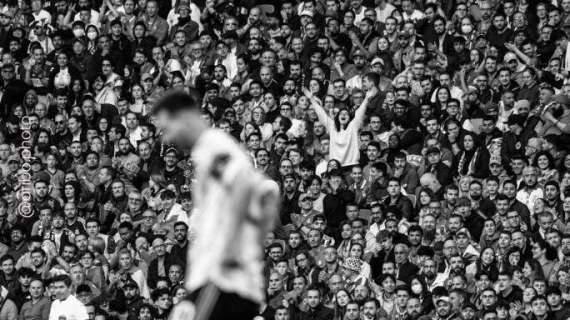 "Maradona era a Wembley, è vivo": la foto in Italia-Argentina scatena i tifosi