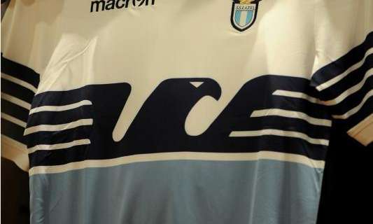 Sorpresa Lazio, la prossima stagione l’aquila stilizzata sarà su tutte e tre le maglie