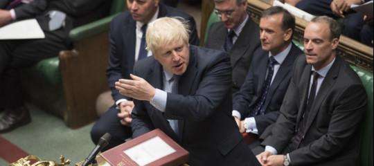 Politica / Brexit, schiaffo a Johnson: Camera approva legge contro no-deal