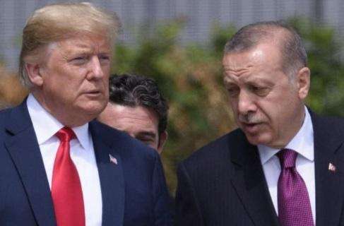 Politica / Guerra Siria, Trump: "Pronto a distruggere economia turca"