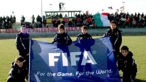 FIFA, no alla maxi finestra di mercato: si studiano soluzioni
