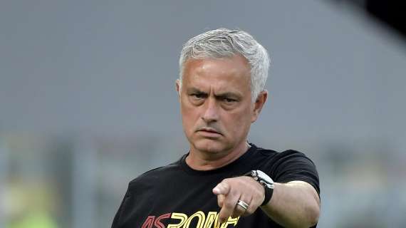 Roma, Mourinho: "Rivalità con la Lazio? Non ci penso".  Anche se...