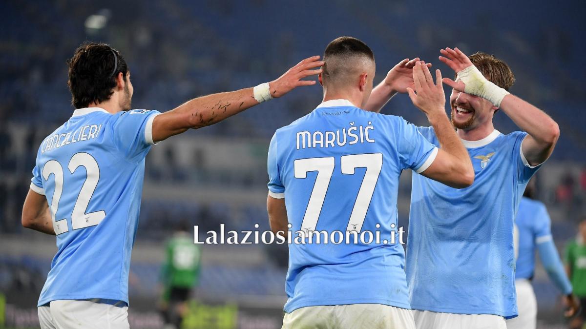 Lazio - Sassuolo, Marusic premiato nel post partita: il messaggio ai tifosi - VIDEO