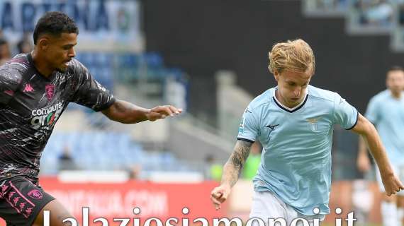 Lazio, l'attaccamento di Rovella: "Altre centomila partite con questa maglia" - FOTO