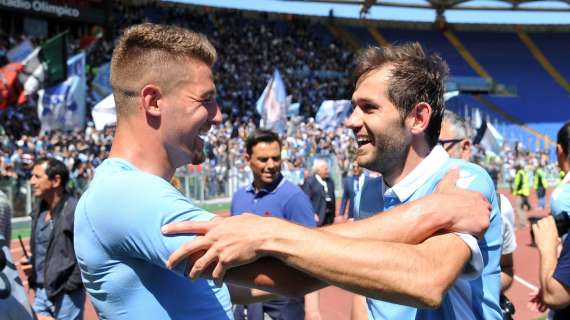 Ex Lazio | Milinkovic e Lulic di nuovo insieme: l'incontro in Arabia - FOTO