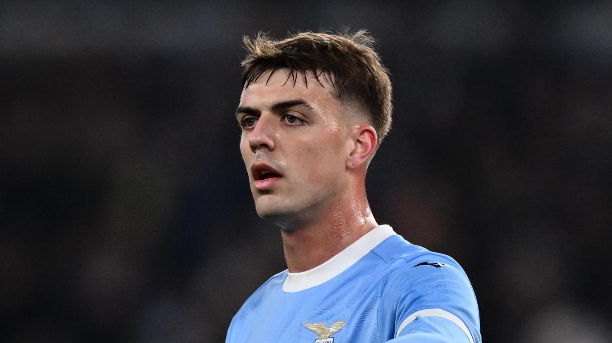 Lazio - Milan, Sarri guida Maldini nel ruolo di centravanti: ecco l'indicazione
