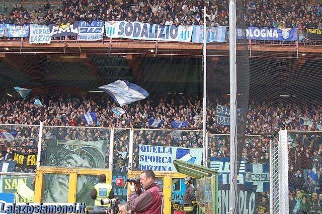 Dalla Curva: Forza....noi siamo la Lazio!!