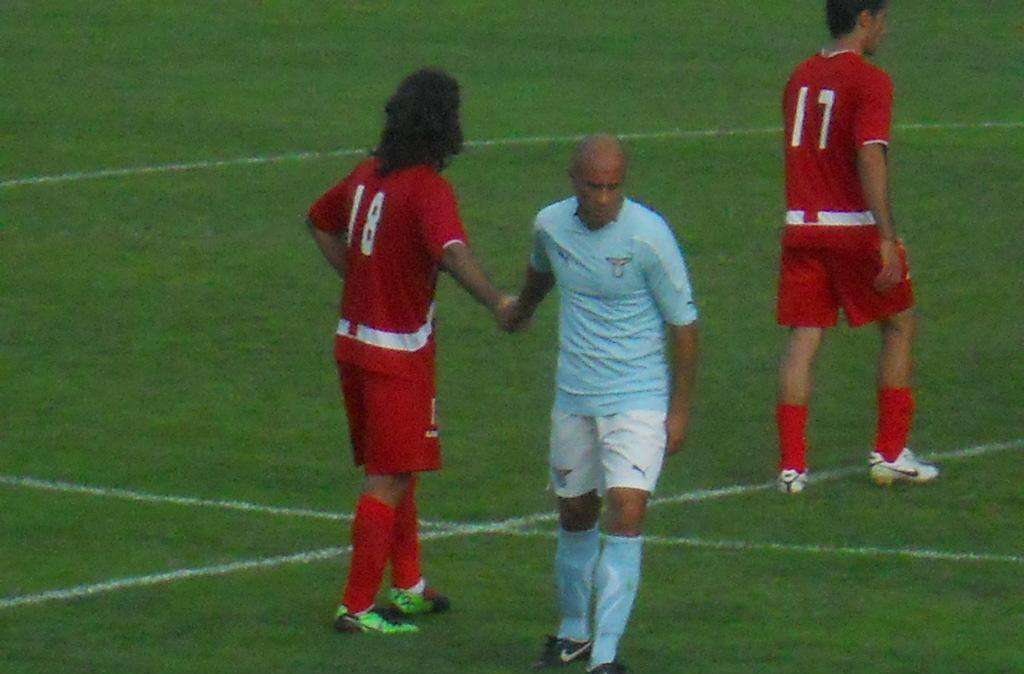 SPECIALE AURONZO  Con lIran più di unamichevole: prima con gol per Bresciano. Concorrenza Matuzalem-Ledesma, Stop per Rocchi: domani risonanza magnetica
