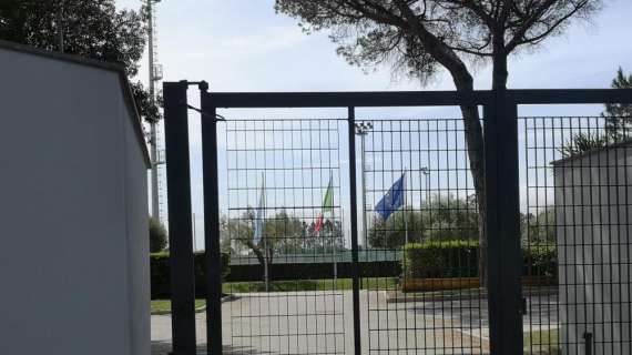 Lazio, i calciatori tornano a Formello: Adekanye e Patric corrono al 'Fersini' - VD