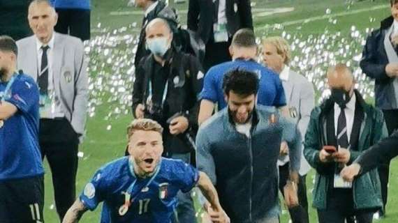 Italia, Immobile campione totale: il bel gesto per Berrettini durante i festeggiamenti