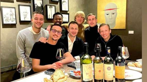 Lazio, 14 anni di Radu in biancoceleste: il "Boss" organizza una cena - FOTO