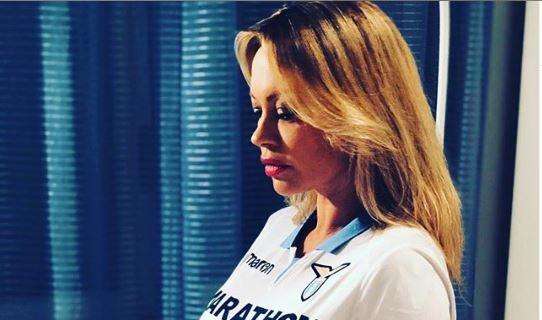 Lazio, Anna Falchi: "Stasera all'Olimpico per sostenere la mia squadra!" - FOTO