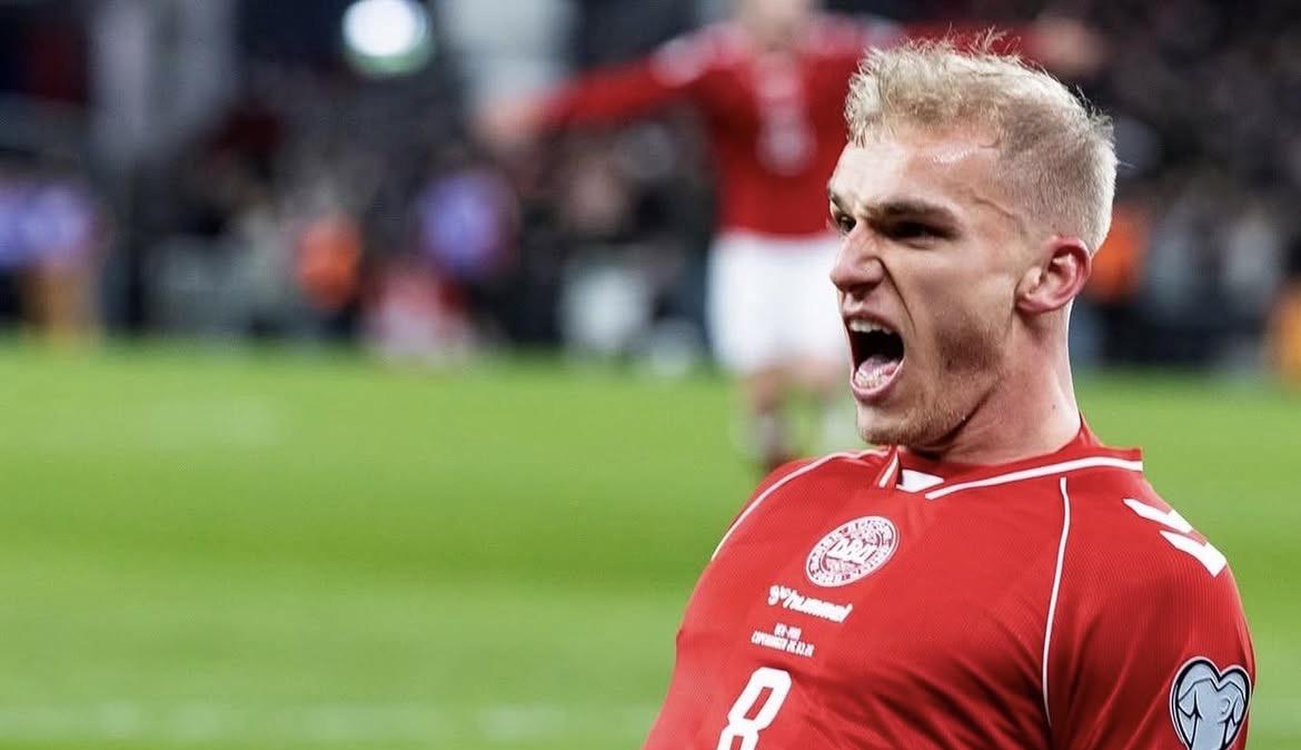 Isaksen 'on fire' con la Danimarca. E i tifosi lo premiano - FT