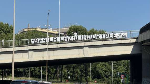 Lazio, Striscione sulla Tangenziale – FOTO