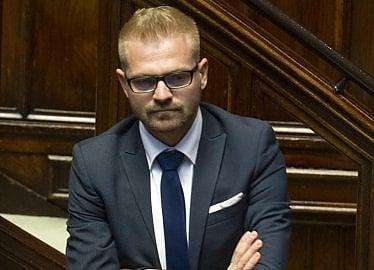 Serie A, Valente (M5S): "Settimana decisiva per la decisione. Sull'intervento di Conte..."