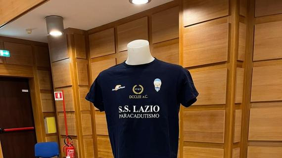 Eagles Knights Lazio Paracadutismo: la presentazione della maglia ufficiale - FOTO