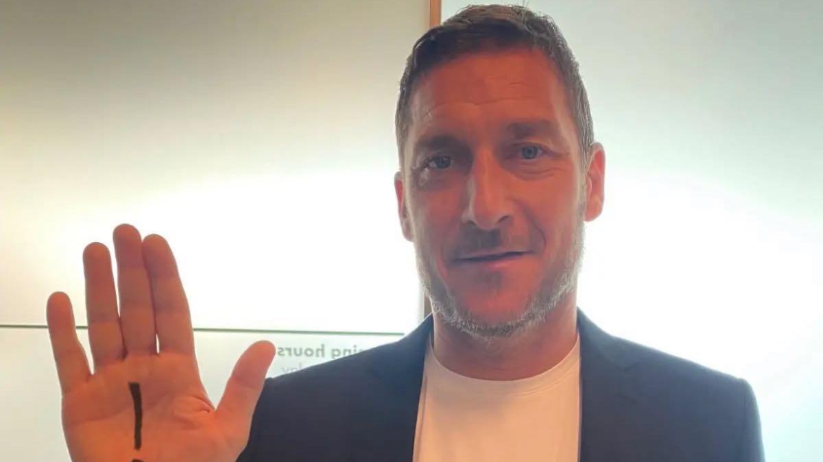 Totti, la lite e il trasloco: le accuse del padrone di casa