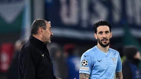 Lazio, il club annuncia le dimissioni di Sarri: spunta il like di Luis Alberto