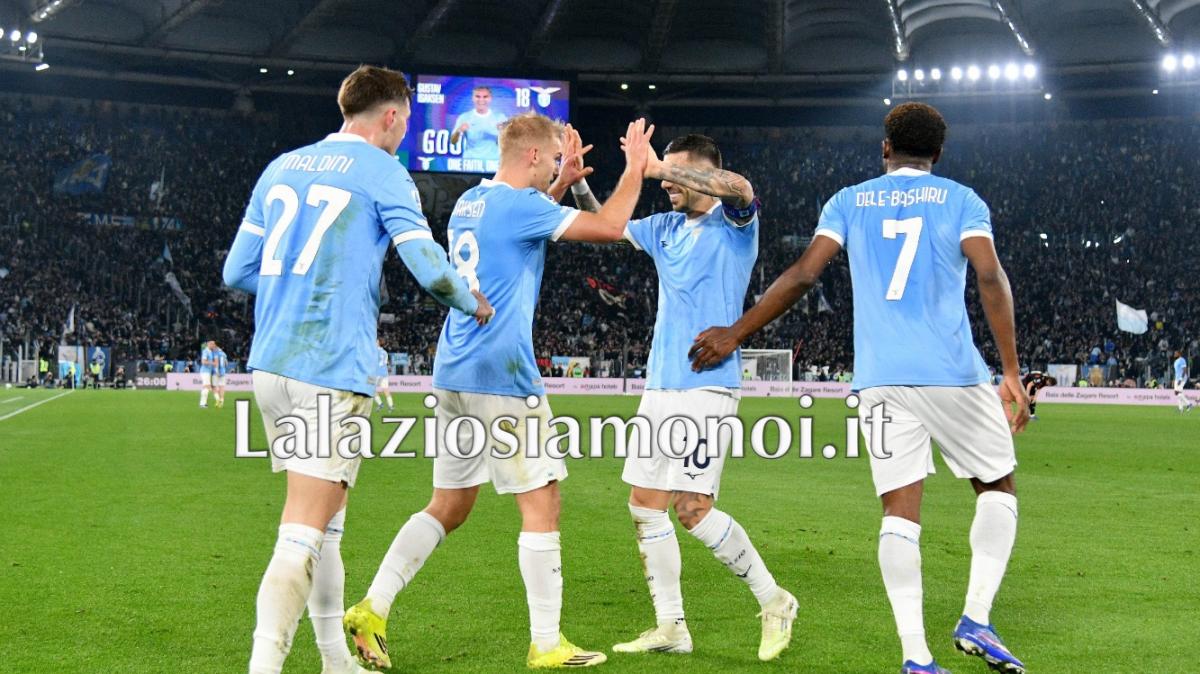 Lazio, Sarri e i complimenti al gruppo: ora è di nuovo unito al suo fianco