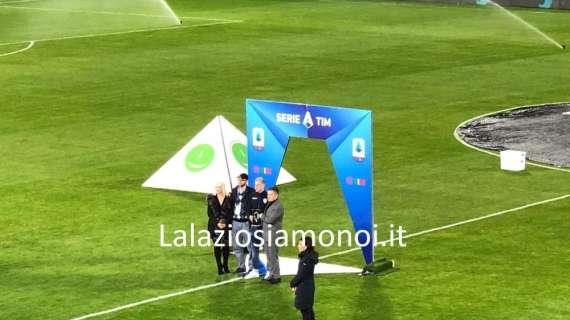 Cagliari - Lazio, consegnato il Premio Pulici ad Alessio Cragno - FOTO