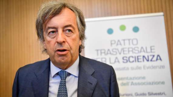 Juventus - Milan a porte aperte, Burioni: "Pura follia"