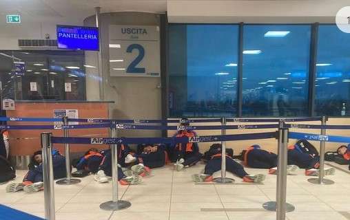 Calcio, disavventura per la Juve Next Gen: notte in aeroporto