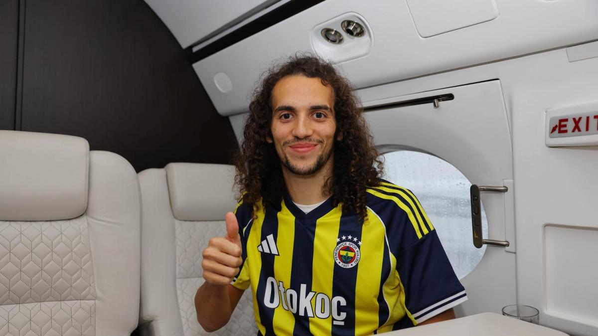 Ex Lazio | Guendouzi, il "benvenuto" del Fenerbahce - FOTO