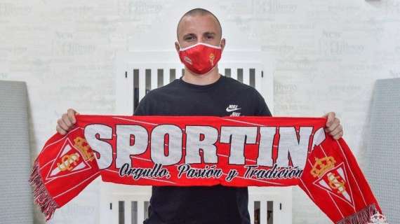 Kravets, il calciatore che vuole combattere per l'Ucraina: "Voglio andare al fronte!"