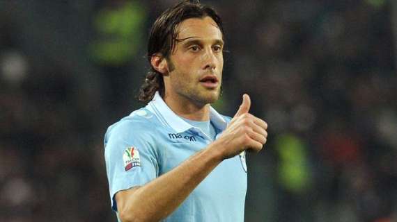 Mauri raggiunge 50mila followers su Twitter e regala ad estrazione due maglie e gli scarpini