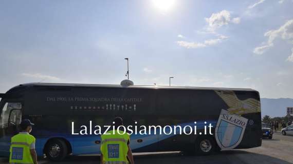 Frosinone - Lazio, i biancocelesti arrivano al 'Benito Stirpe' - FT&VD