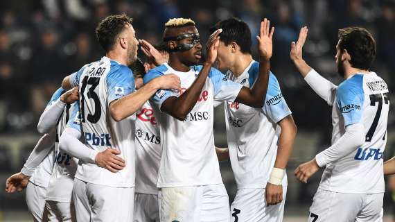 Napoli - Lazio, la Stella Rossa spettatrice speciale: il siparietto social - FOTO