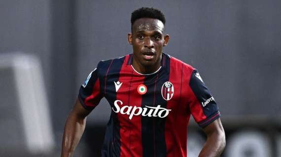 Bologna, Lucumi regala la vittoria alla Roma e Italiano tuona: "Non può..."