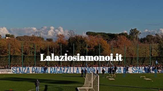 Lazio, la carica della Nord a Formello: cosa recita lo striscione