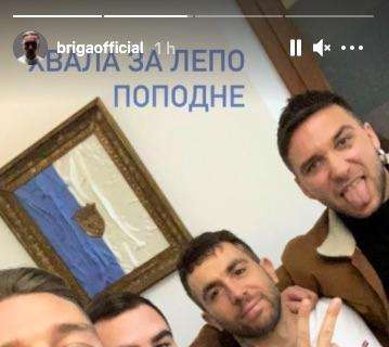 Lazio, Briga paga la scommessa e Milinkovic ringrazia per la "mezza piotta"- FOTO