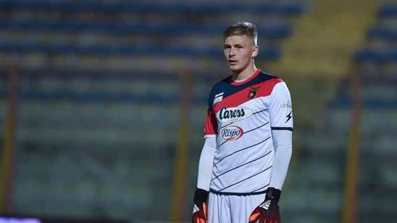 Salernitana, Belec infortunato: possibilità per Adamonis. Non gioca da quasi un anno