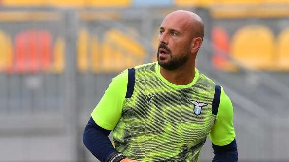 Lazio, Pepe Reina è il nuovo assist-man: la Serie A lo omaggia – FOTO